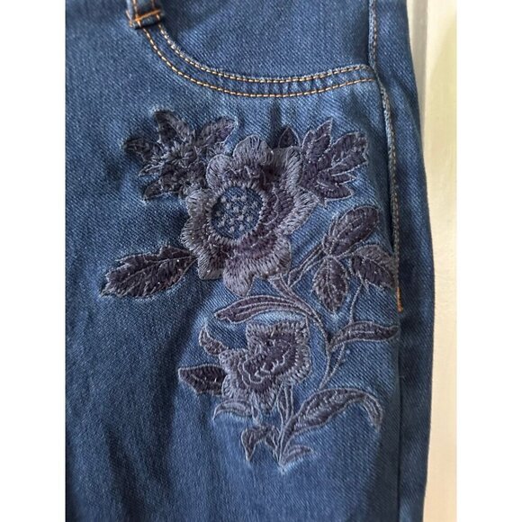 Mix it Women’s size Medium embroidered jeans - Picture 3 of 6